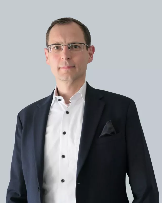 Maik-Boettcher_b7nwhx2t5iqa.jpg
