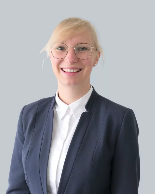Lara-Studinger.jpg